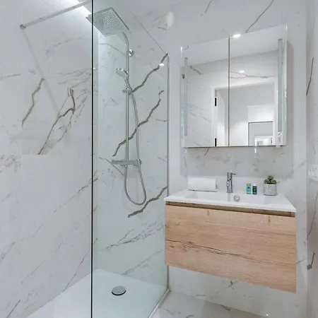 Luxurious 3 Bedroom At The Sea 公寓 奥斯滕德